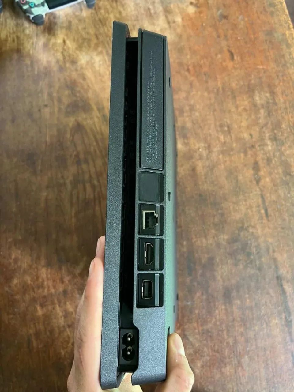 Ps4 slim 1tb 2controles