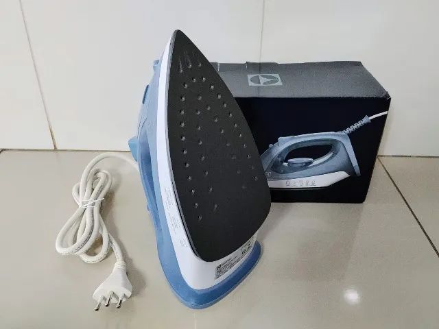 Ferro de Passar Seco e Vapor Electrolux Efficient Base Antiaderente 1200W - Foto 2