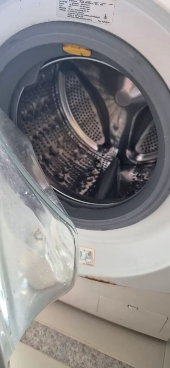 Vendo Lava e Seca LG (Funcionando mas com barulho) - Foto 2