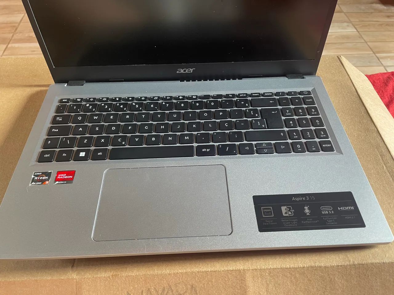 Vende - se esse notebook 
