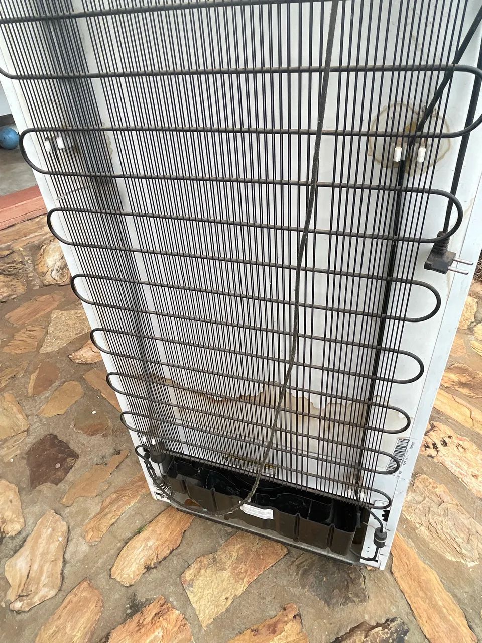 DOA-SE Geladeira Cônsul 300 litros - Foto 5