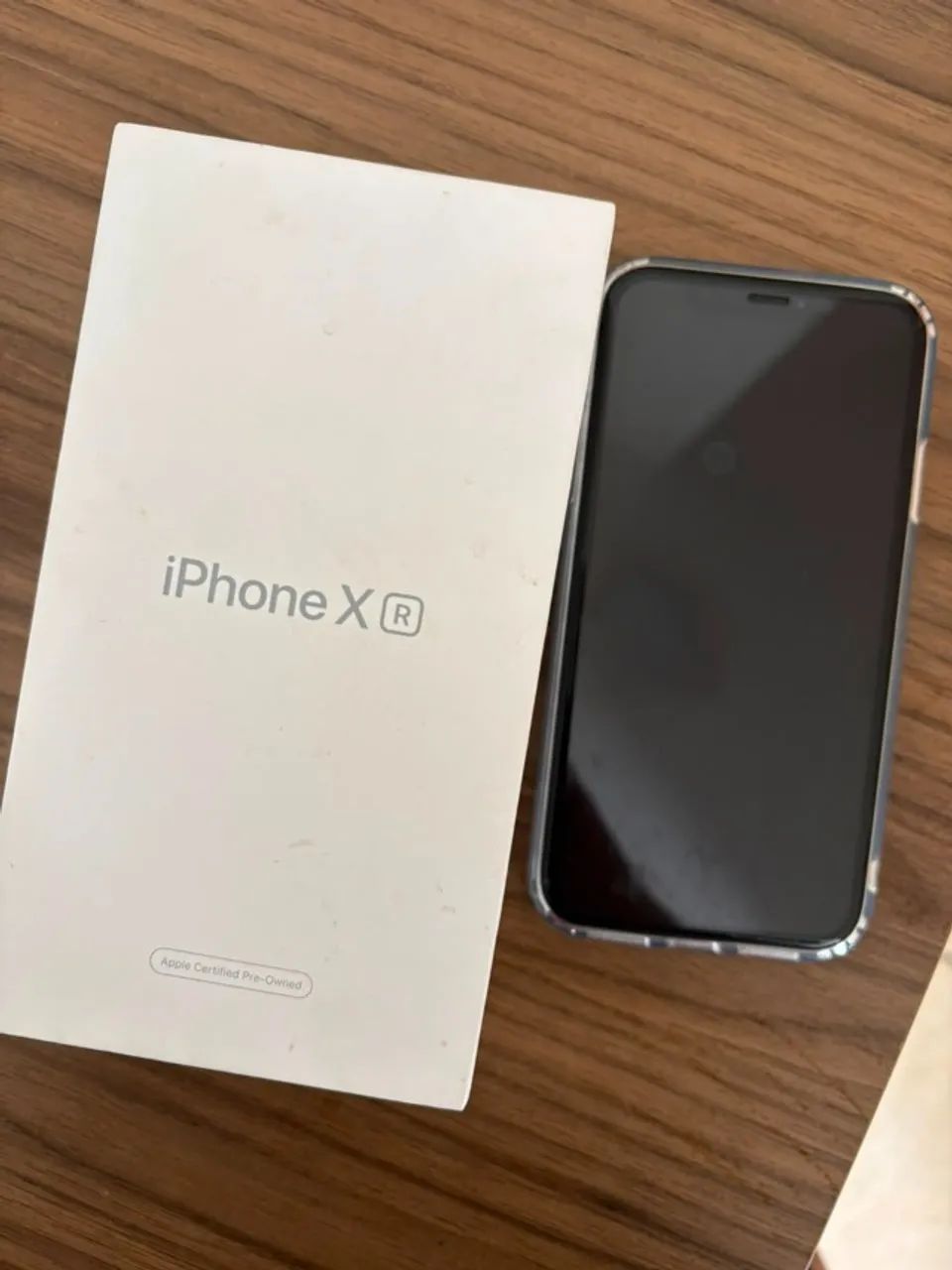 iPhone XR 128 GB - R$ 750