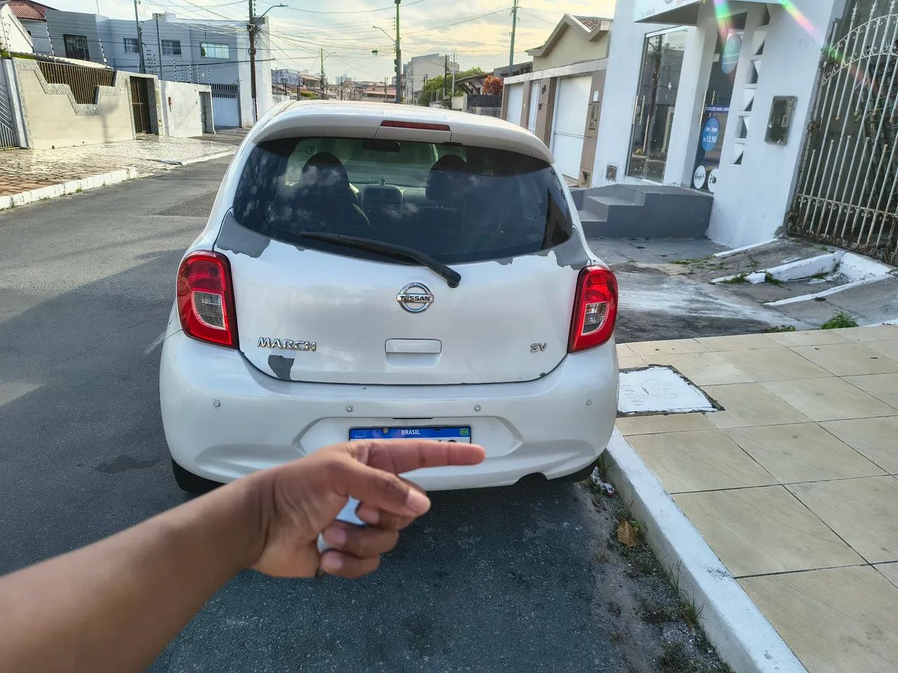 Nissan March 1.0 12V FLEX 5P 2015