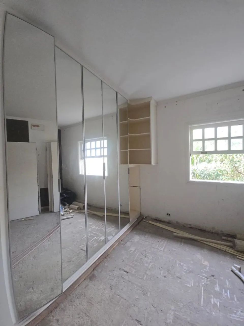 Guarda roupa espelhado usado - Foto 2