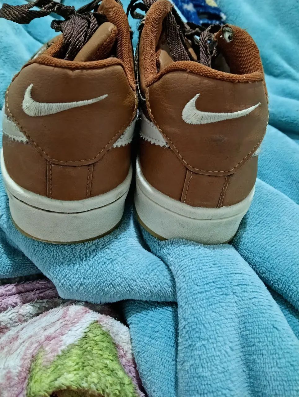 Tênis Nike marrom - Foto 2