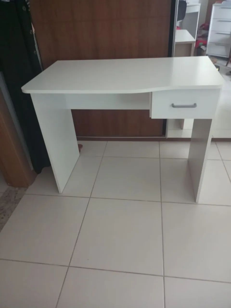 Escrivaninha para quarto 