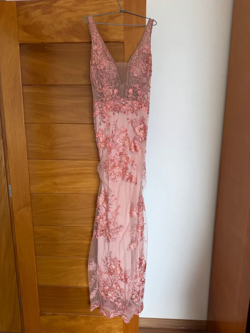 Vestido de festa rosa com pedrarias  - Foto 3