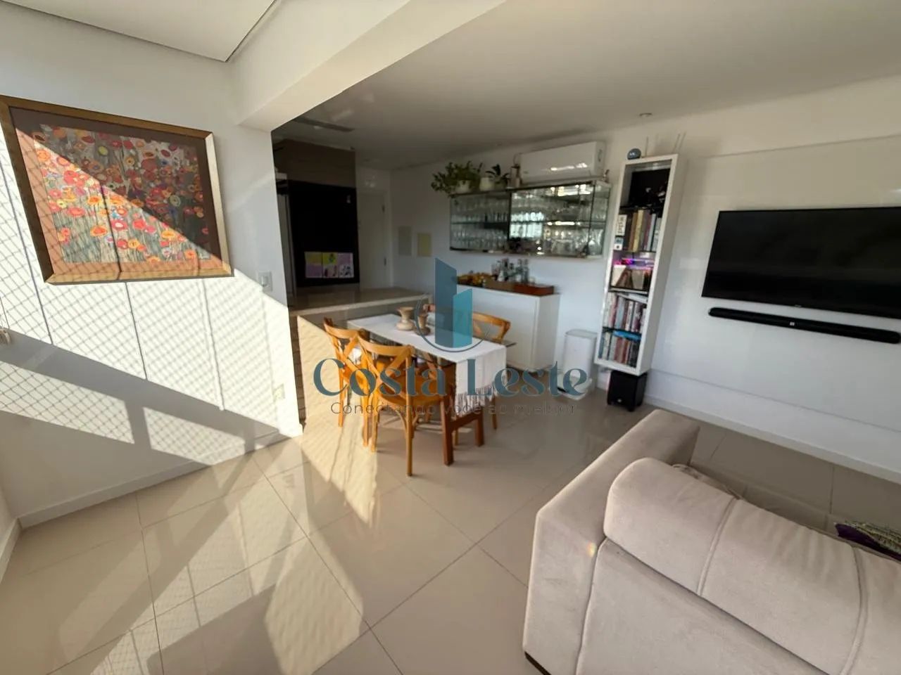 Excelente apartamento de 2 dormitórios com suíte no Itacorubi - Foto 2