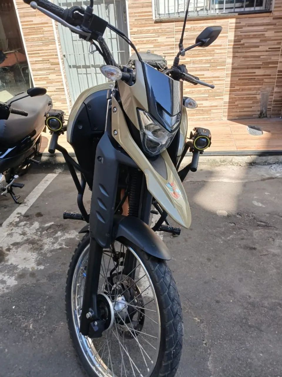 Lander 2024 com acessórios  - Foto 5