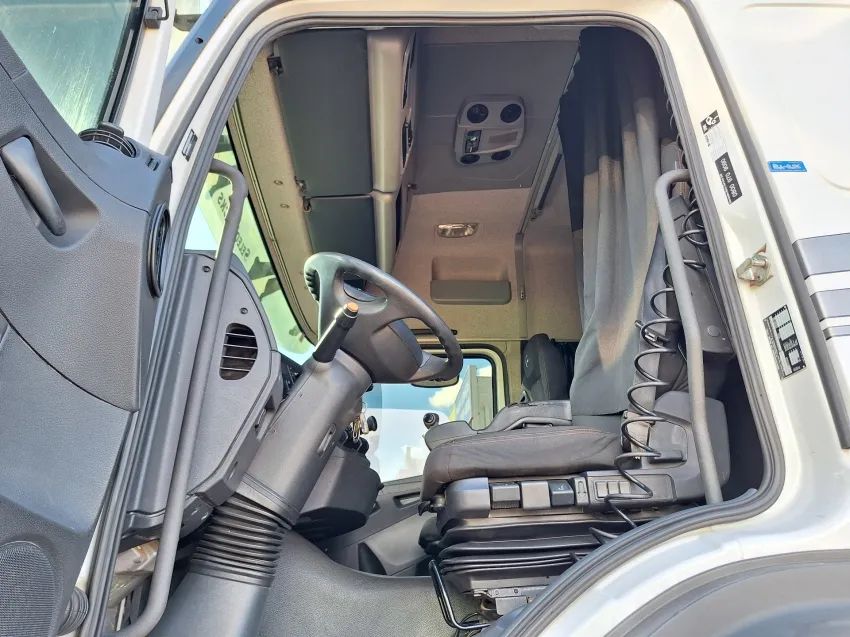 MB Axor 2544S ano 2021 Suspensão de mola - Foto 8