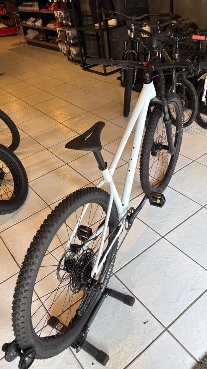 Bicicleta Chisel Hardtail Nova Tamanho M. - Foto 3