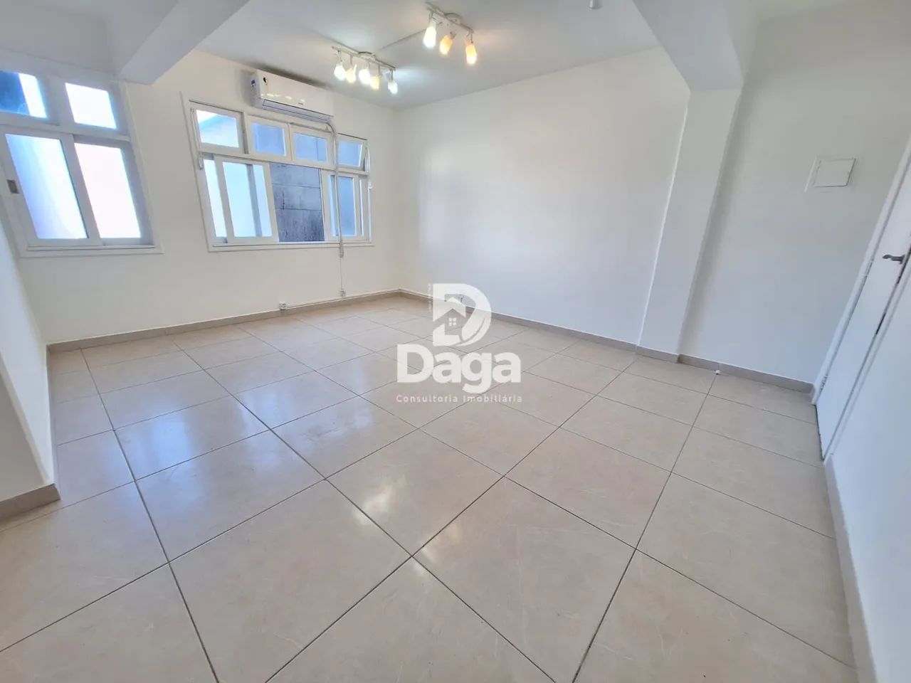 Sala Comercial no Centro de Florianópolis - Foto 4
