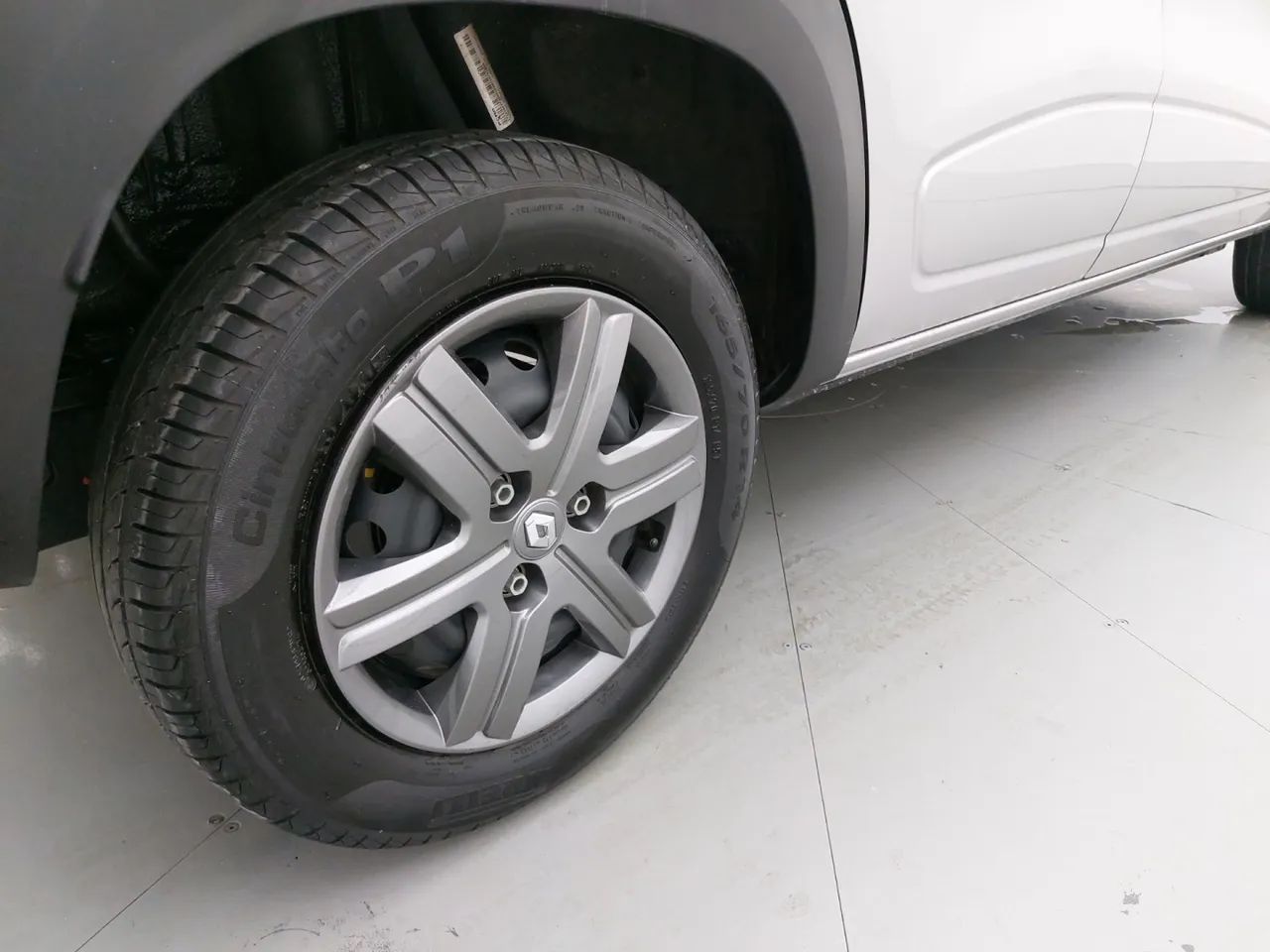 Renault Kwid 1.0 Zen, foto 14 de 18