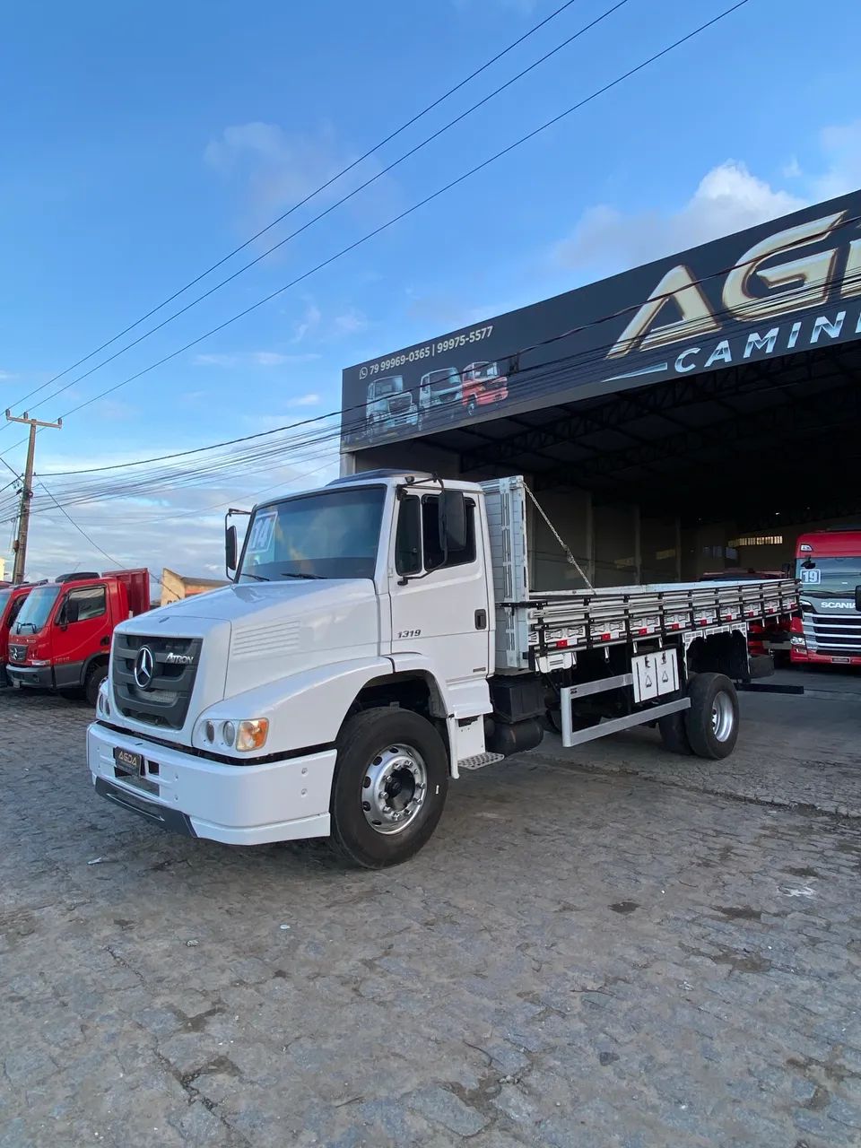 M/Benz Atron 1319 Ano 2014