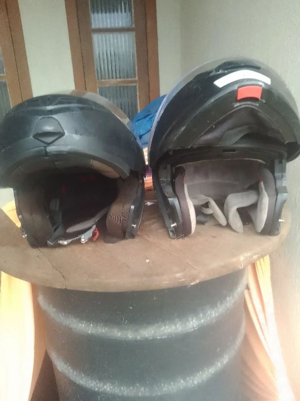 Vendo 2 capacetes  - Foto 2