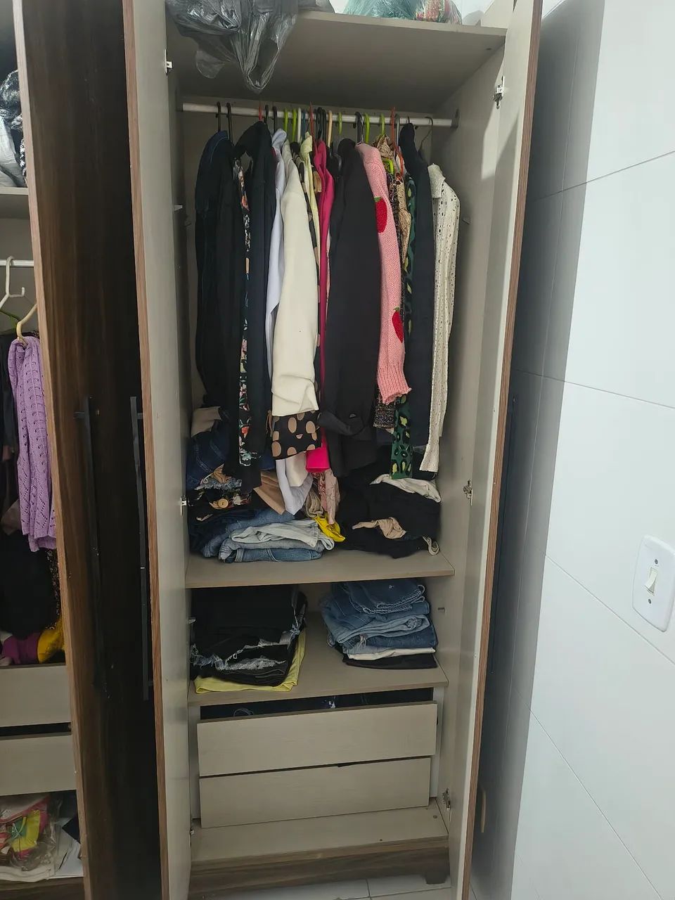 Guarda roupas 5 portas  - Foto 2