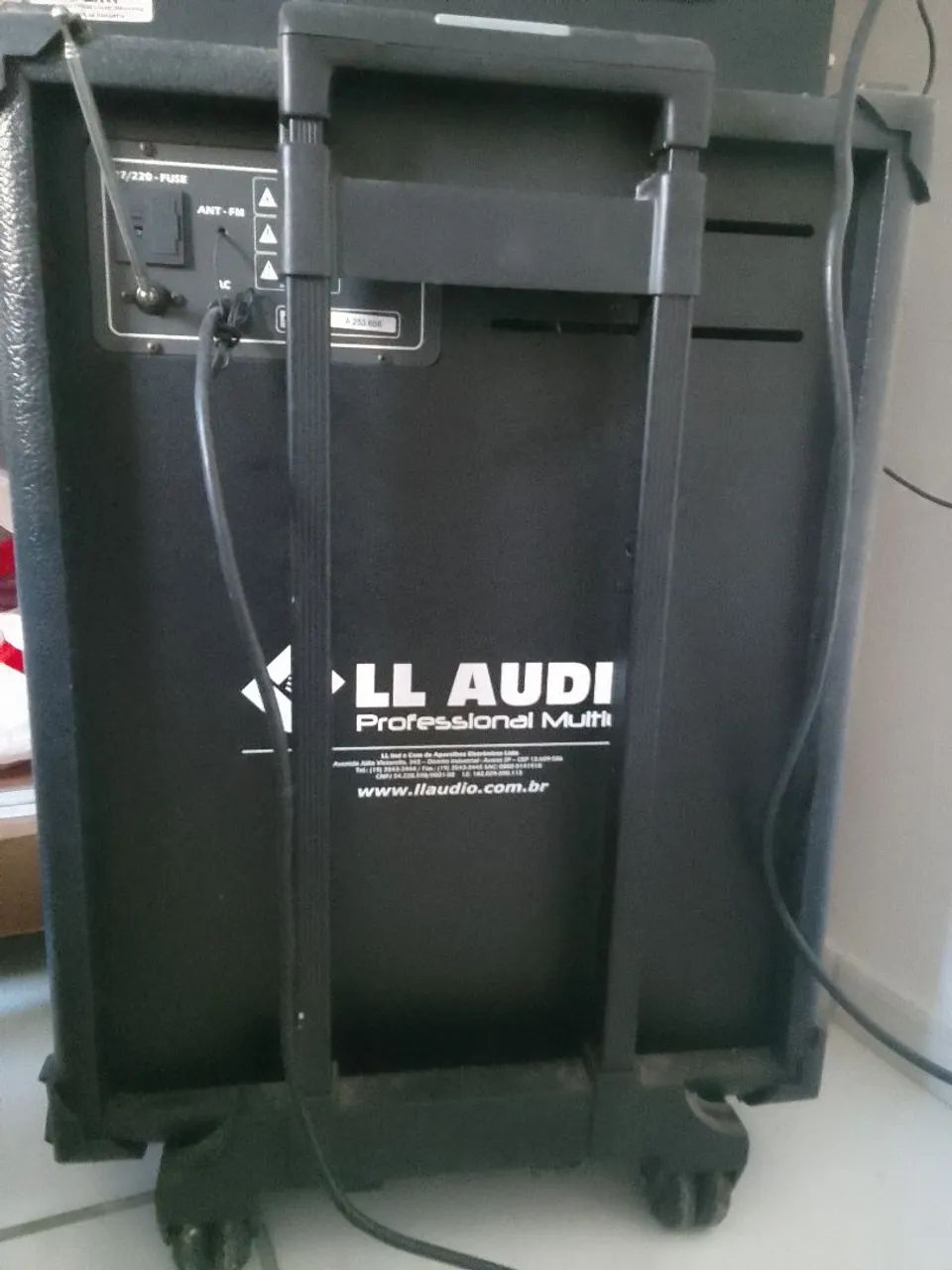 Caixa de som lo audio