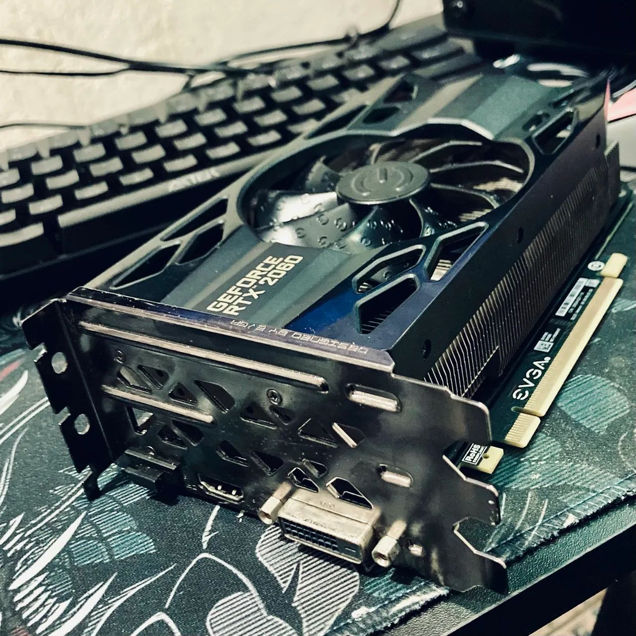 RTX 2060 6GB, EVGA SUPERCLOCKED - Foto 2