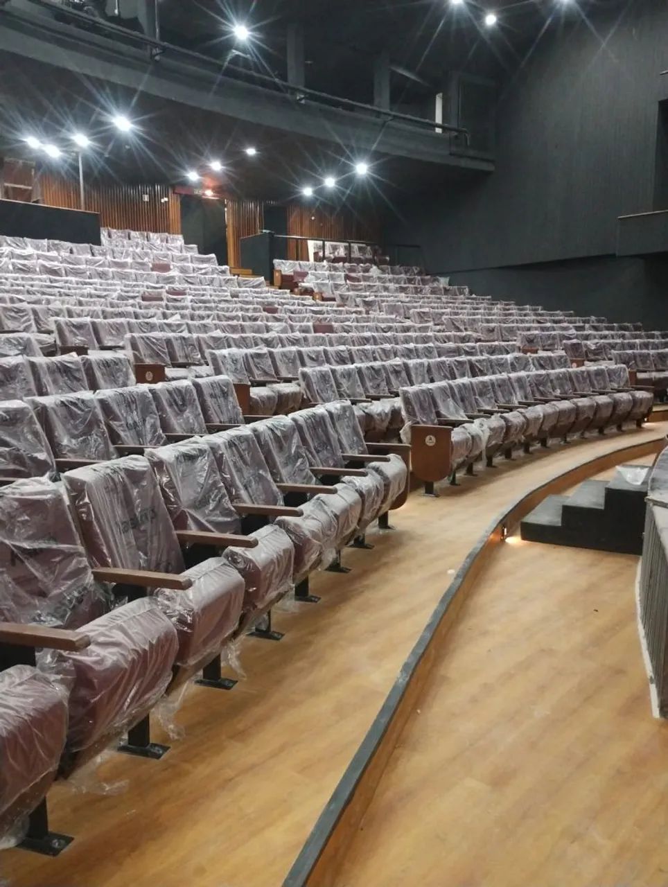 Poltronas para auditórios  - Foto 2