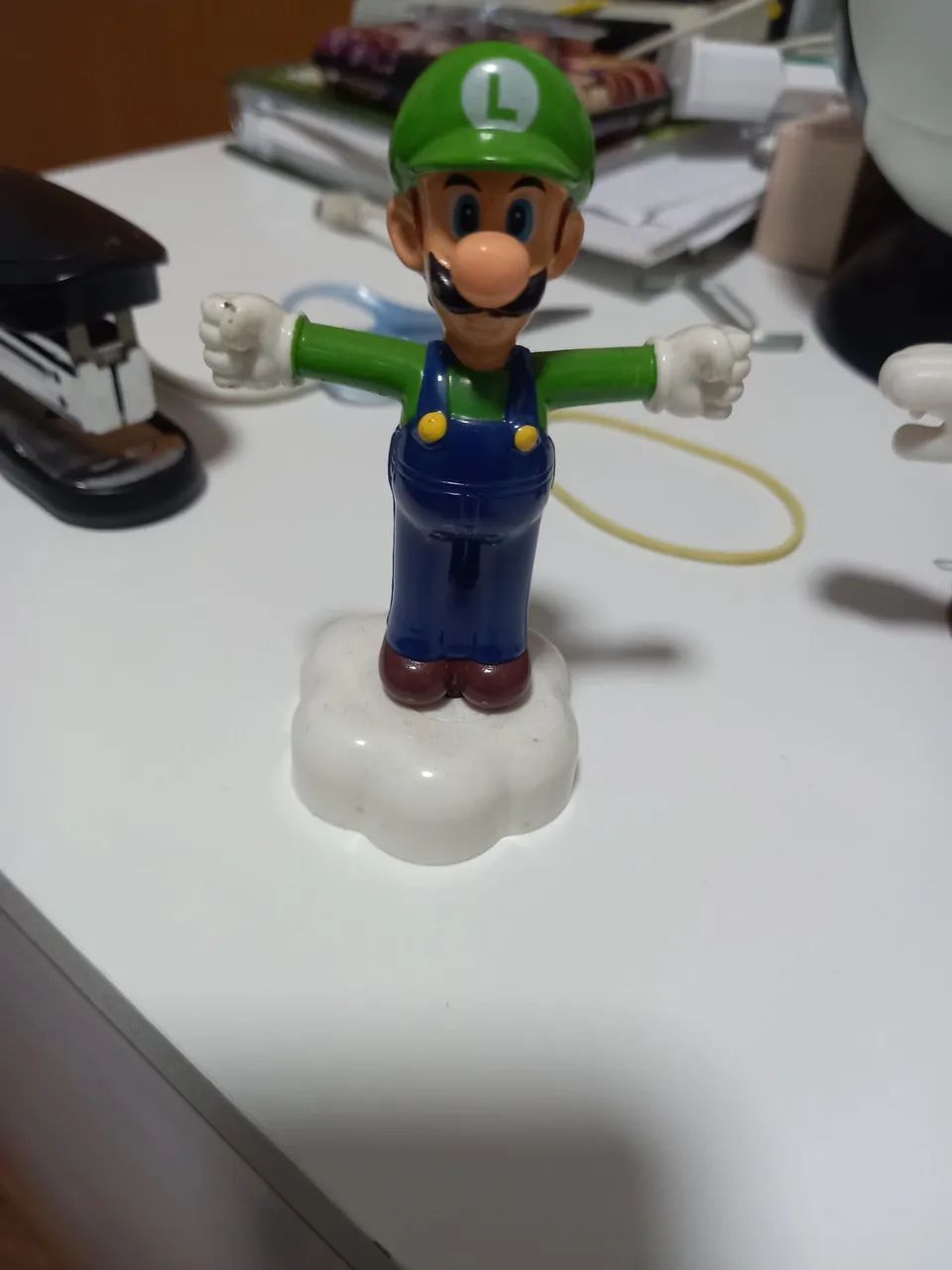 BONECO LUIGI MAC DONALDS 