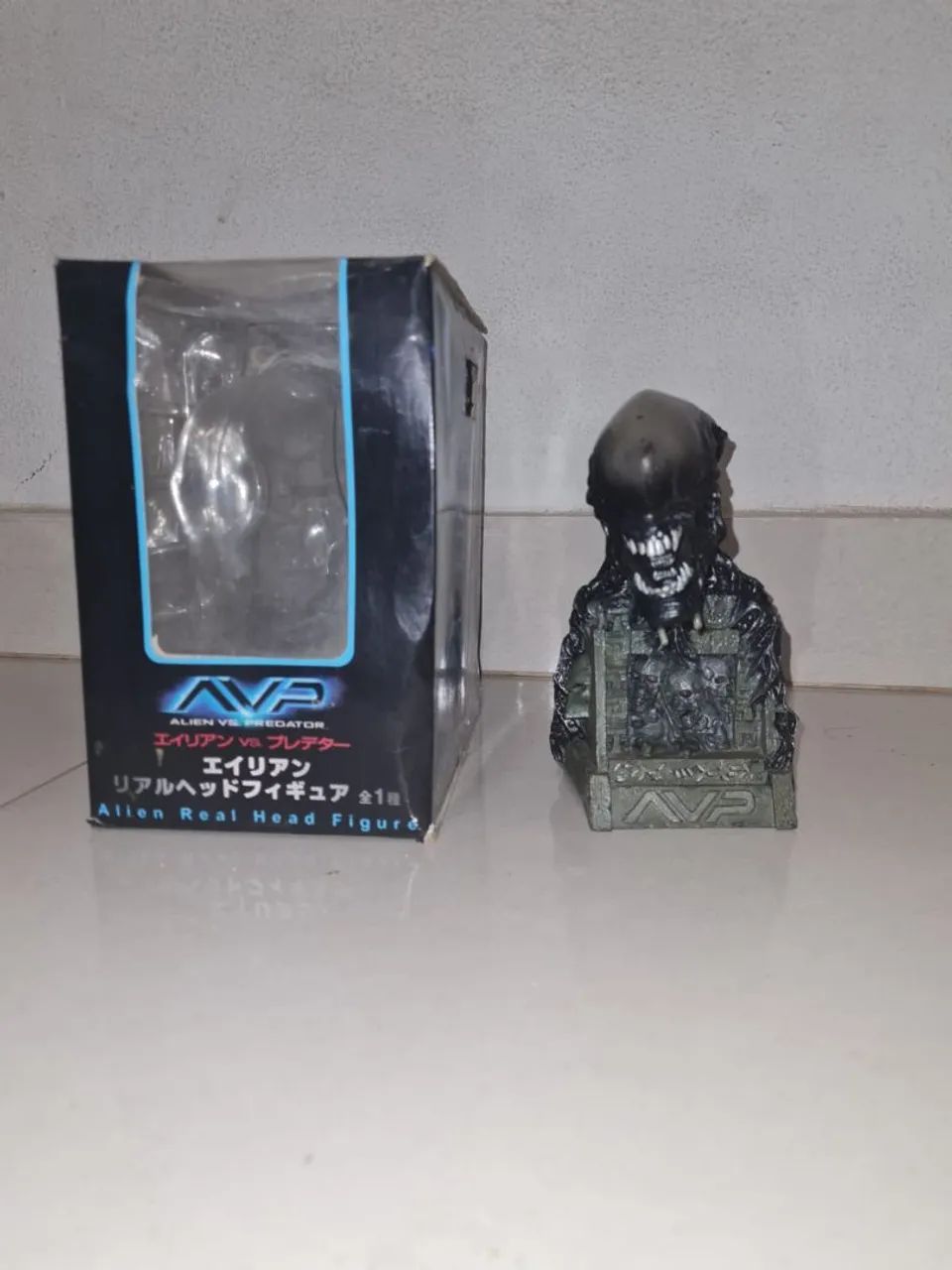 Busto Alien estatua pvc