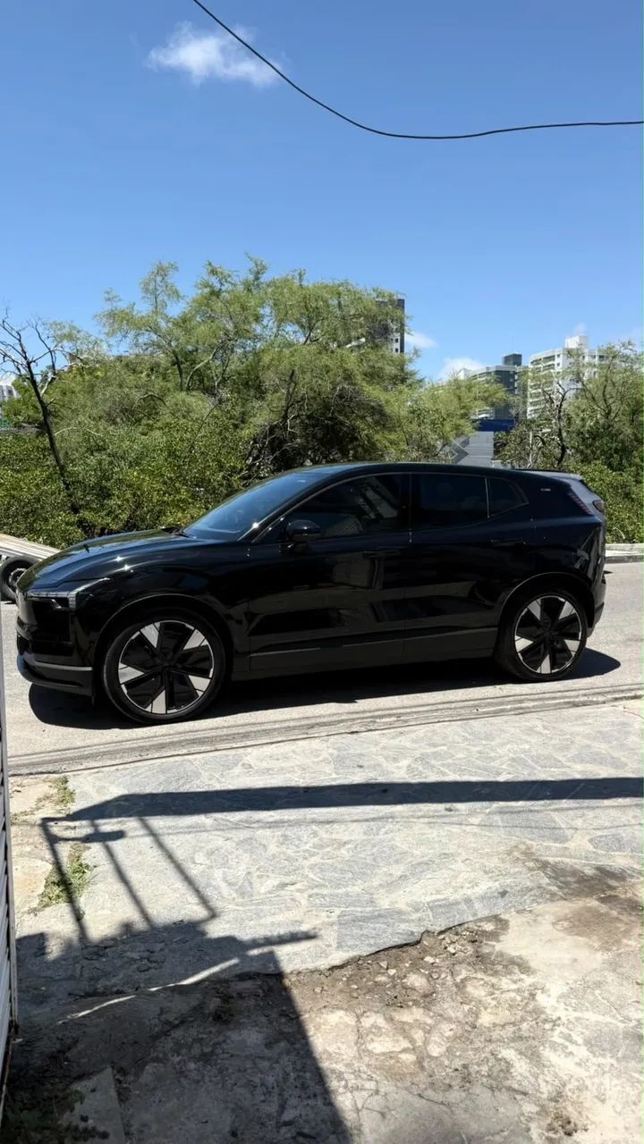 Volvo EX30 E60 Ultra (elétrico) 2024 - Foto 2
