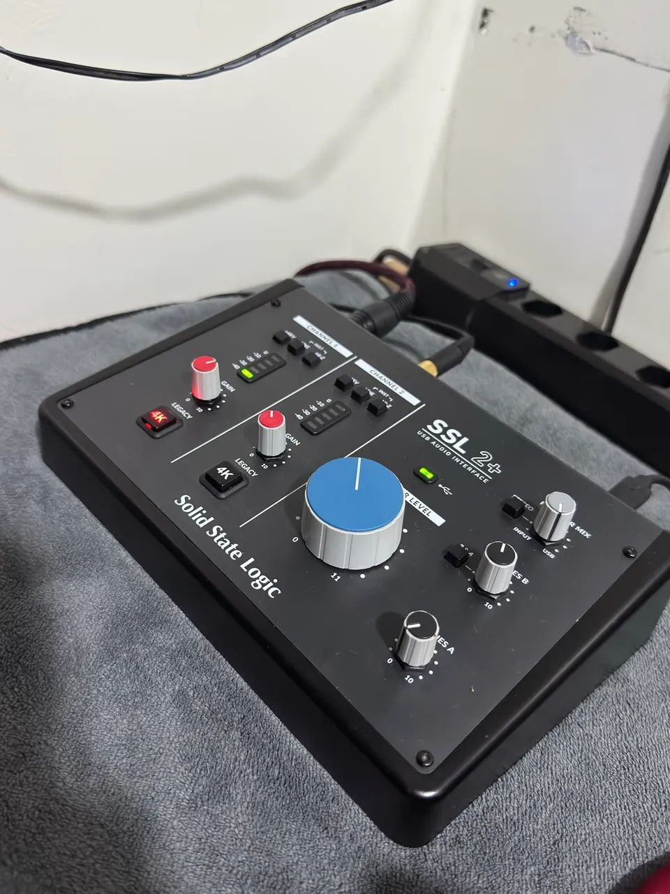 INTERFACE DE ÁUDIO SSL 2+