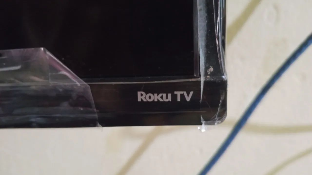 Smartv Semp Roku TV 43 polegadas (com defeito) - Foto 3