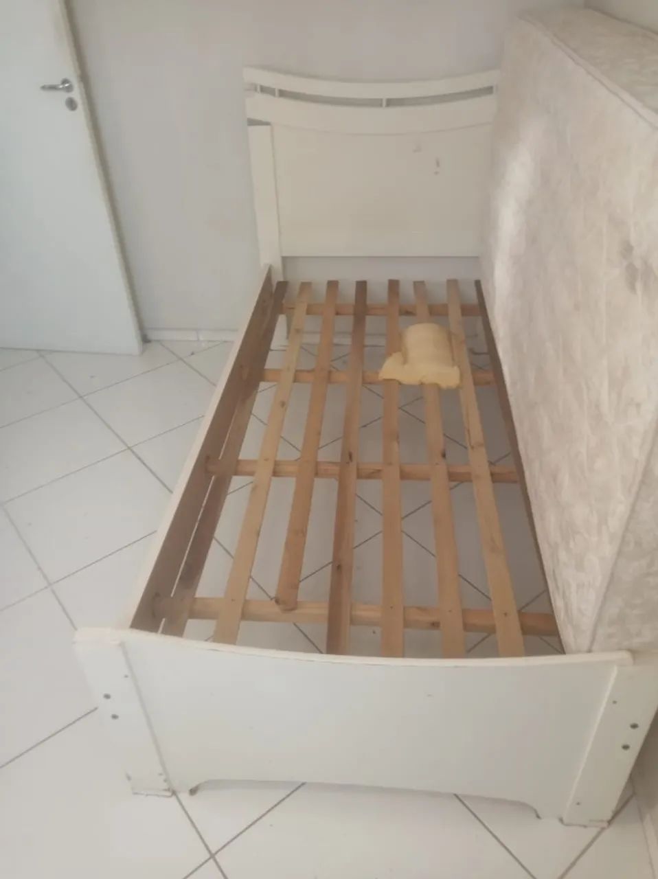 Cama de Solteiro com Colchão