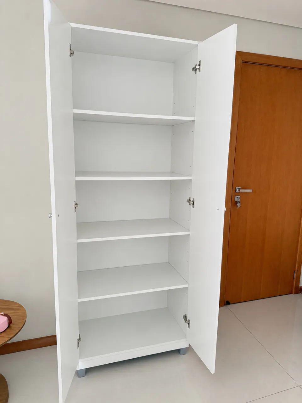 Armário roupeiro 