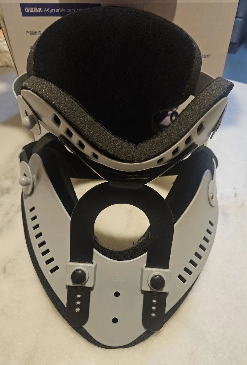 Suporte Cervical Ajustável - Foto 2