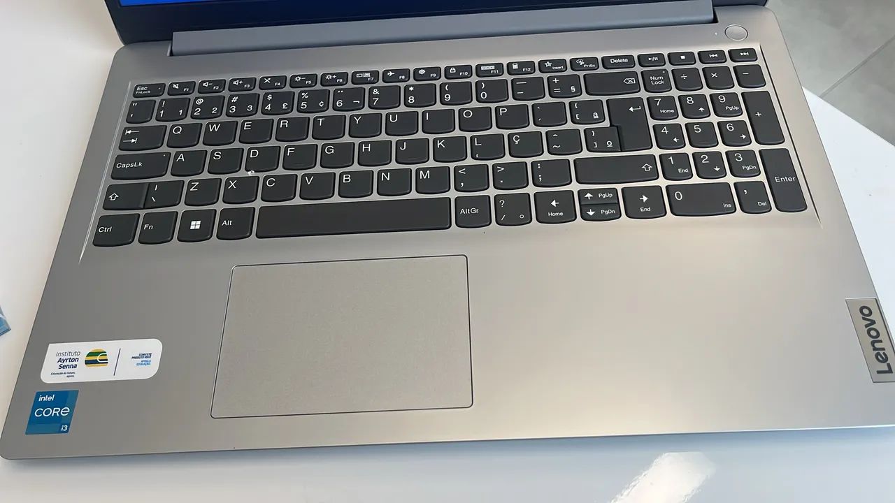 NOTEBOOK LENOVO I3 - Foto 2