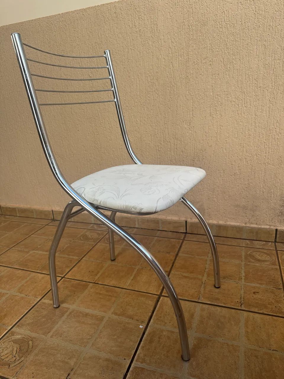 Mesa com 8 cadeiras  - Foto 3