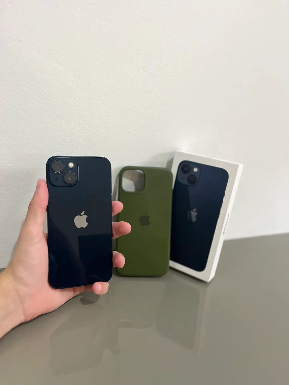 iPhone 13 