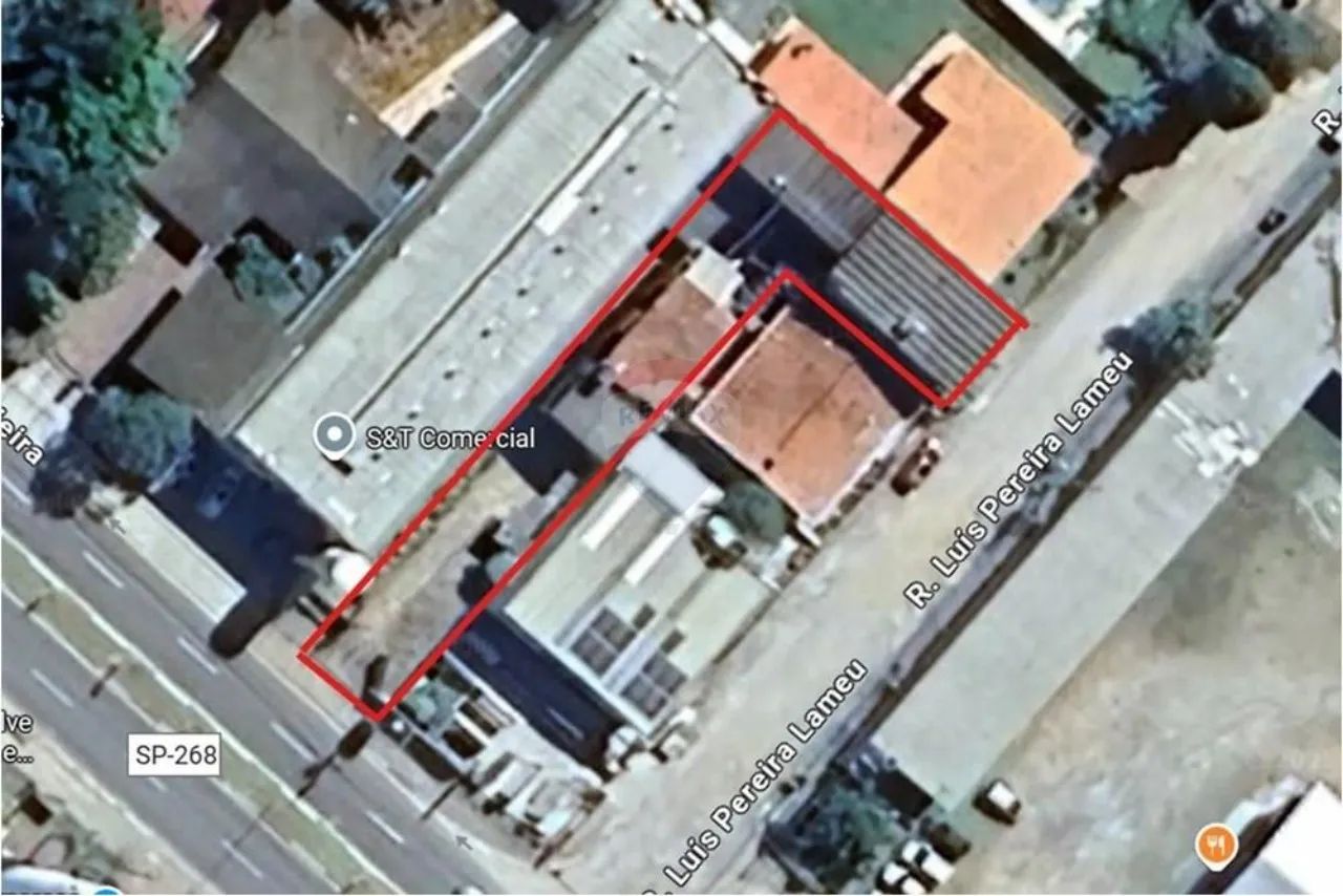 Oportunidade Única! Casa Comercial à Venda no Centro de Araçoiaba da Serra-SP: 524m² de Ár