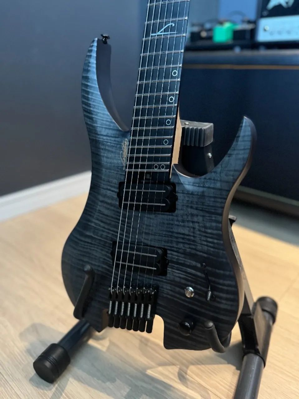 Guitarra Legator 7 Cordas Headless Multiscale Seymour Duncan - Foto 2