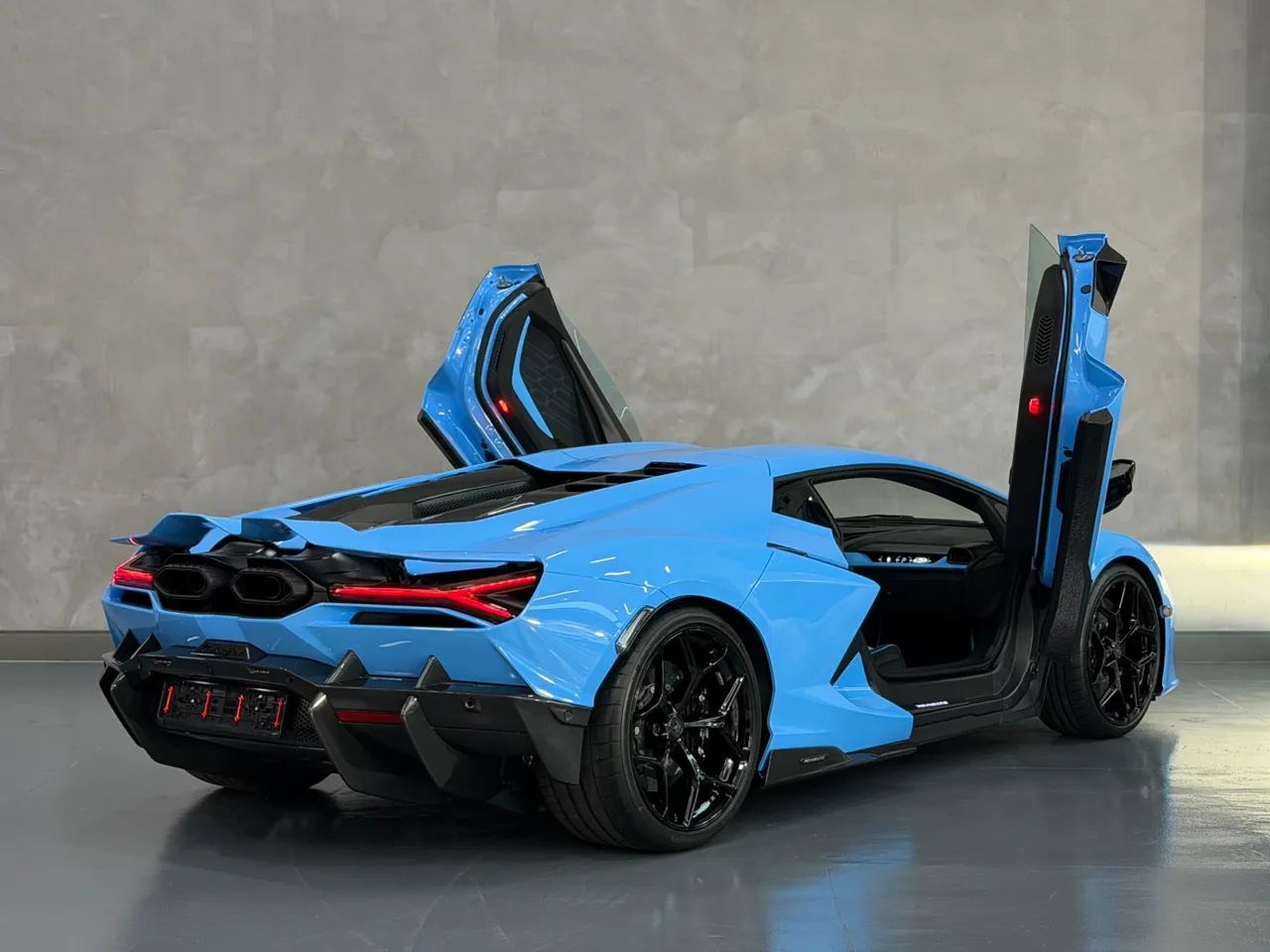 Lamborghini Revuelto Coupe LP 1015-4 (Hib), foto 4 de 17