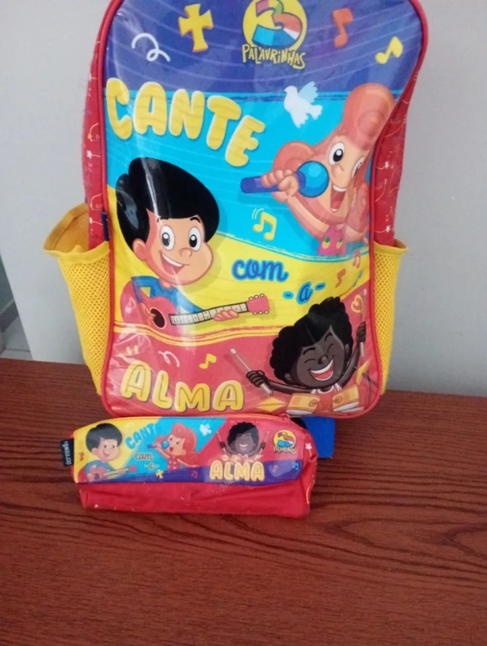 Mochila escolar e estojo - Foto 3
