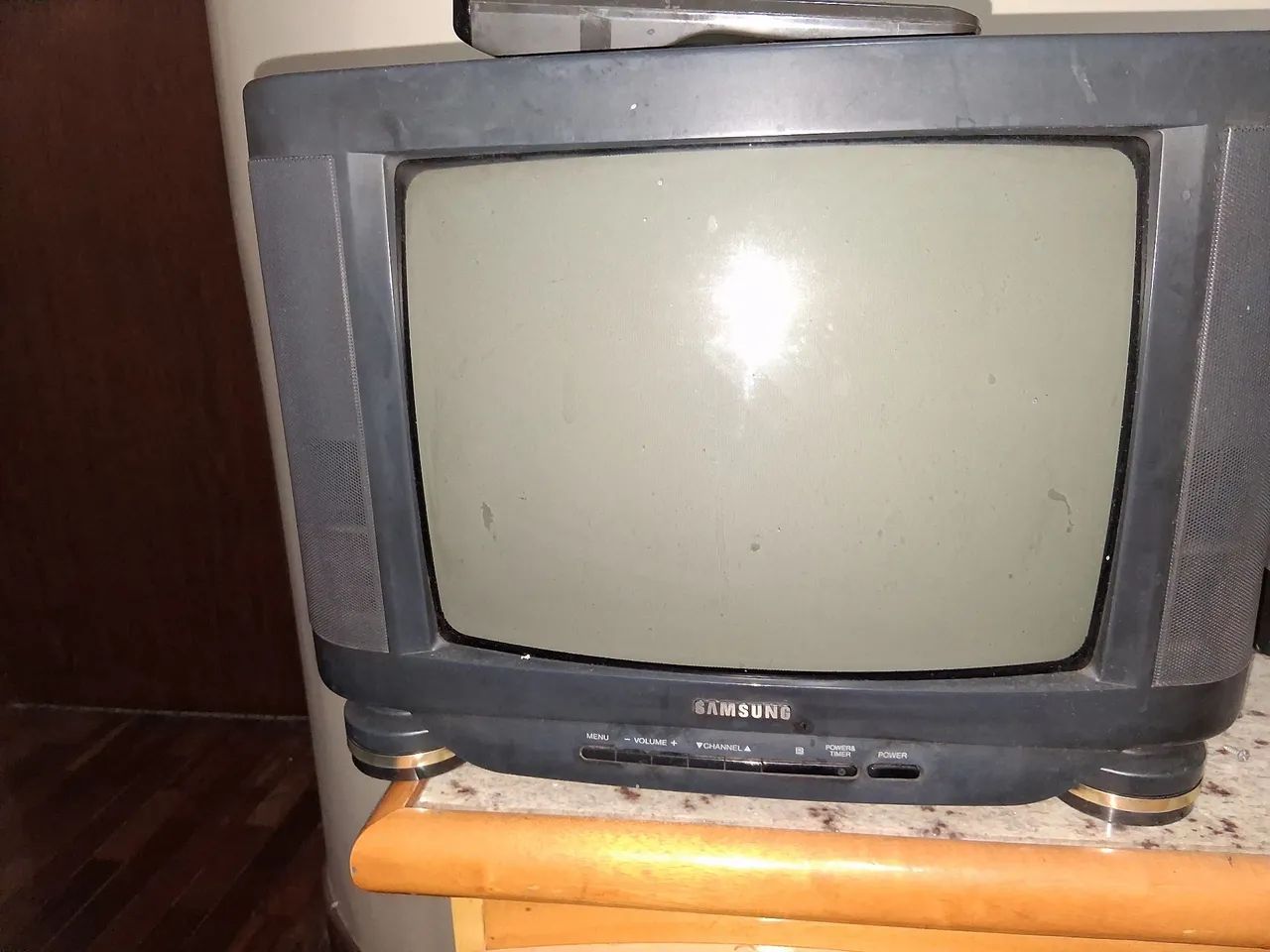TV antiga de tubo - Foto 2