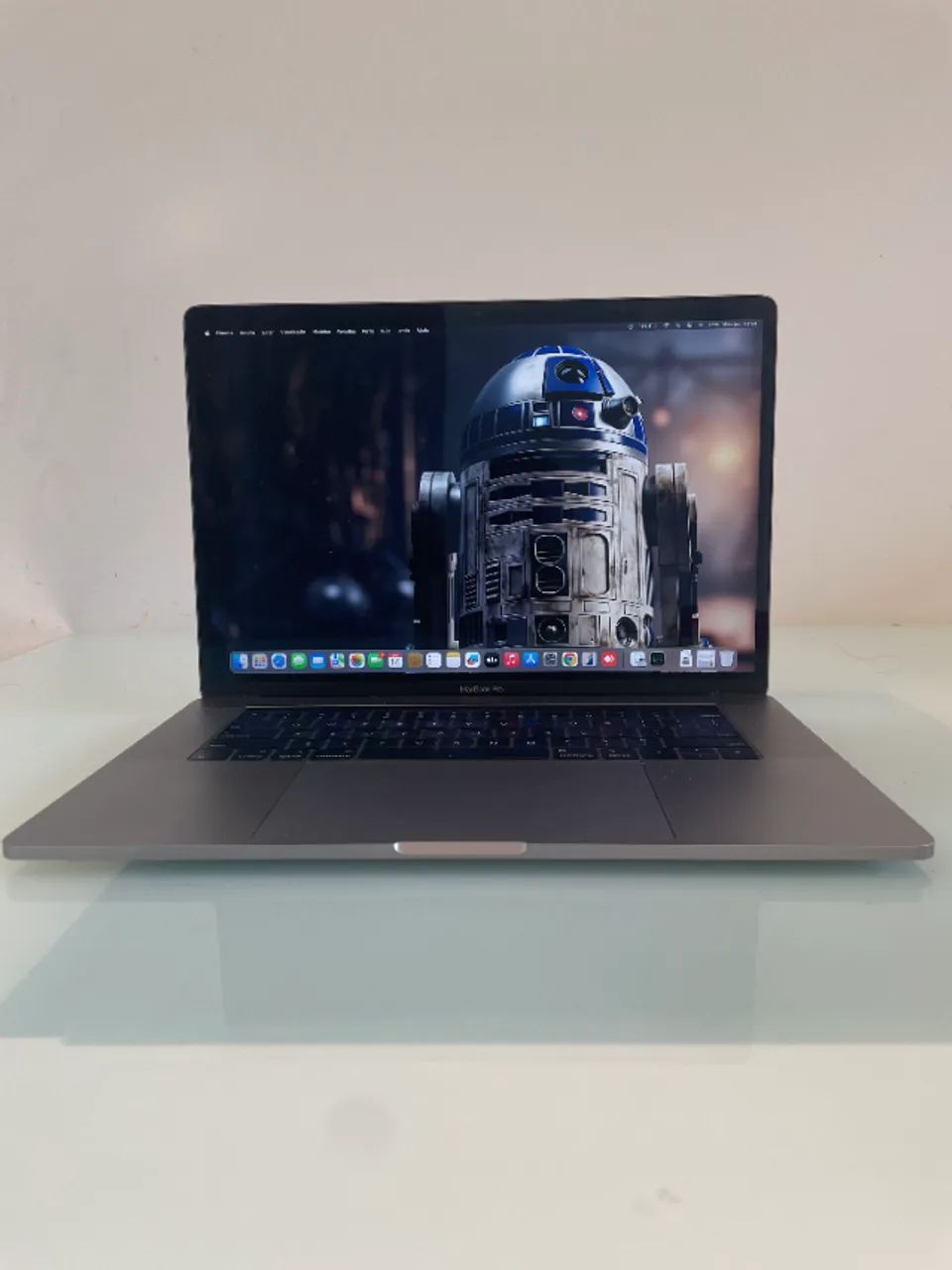 MACBOOK PRO 15 A1990 - IMPERDÍVEL!