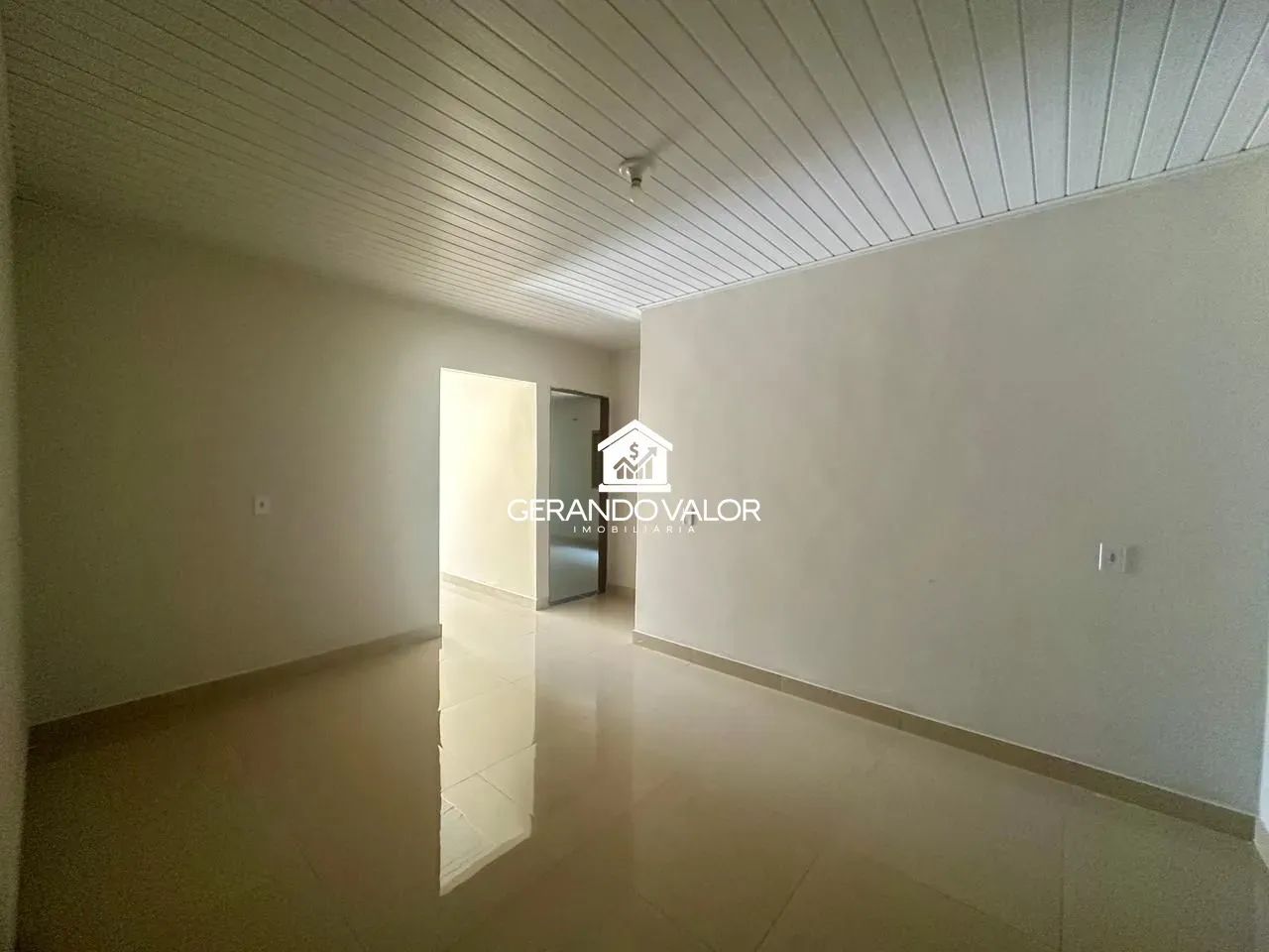 Casa com 2 Suítes - Garagem coberta - Foto 5