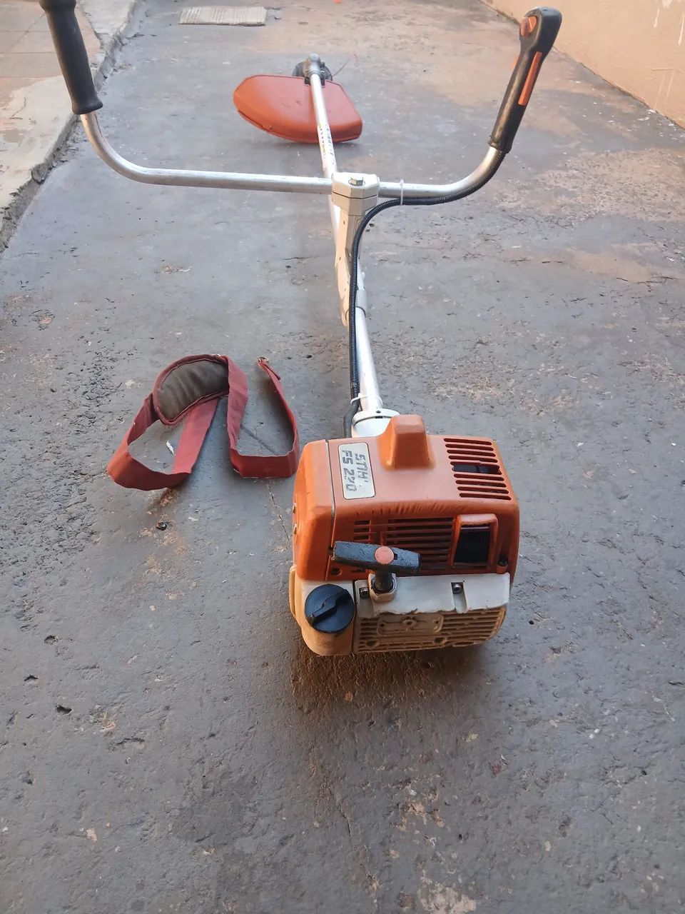 Roçadeira fs 220 original 