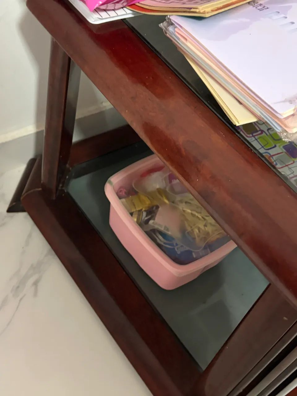 Mesa de madeira e vidro - Foto 3