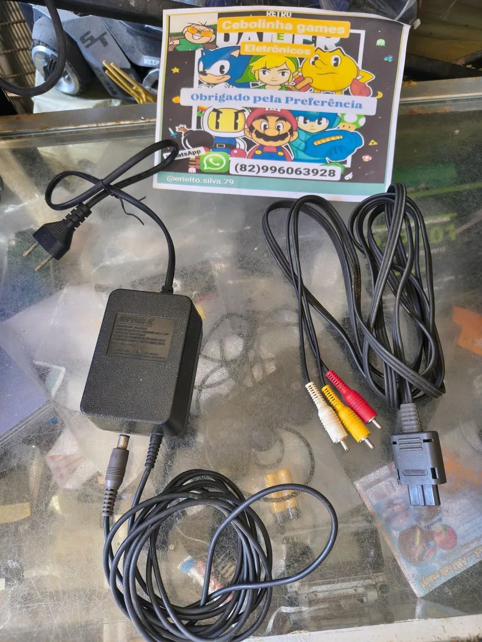 Fonte bivolt e Cabo av originais de super Nintendo 