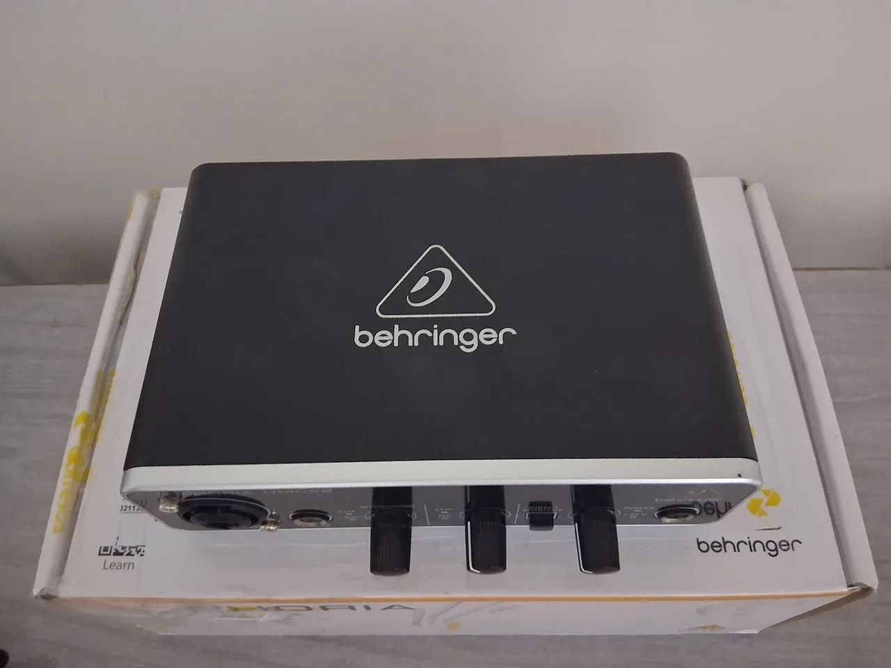 Interface de audio Behringer Uphoria UMC 22 - Foto 4