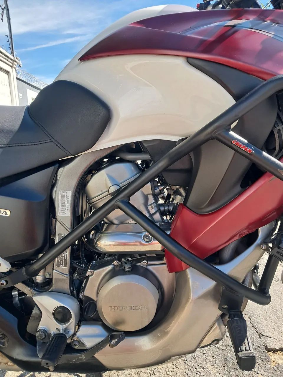 Honda Transalp 700cc - Foto 4