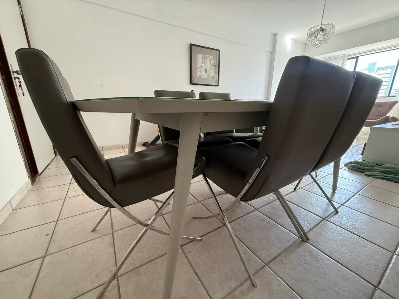 Mesa tampo de vidro 6 cadeiras Jacaúna  - Foto 3
