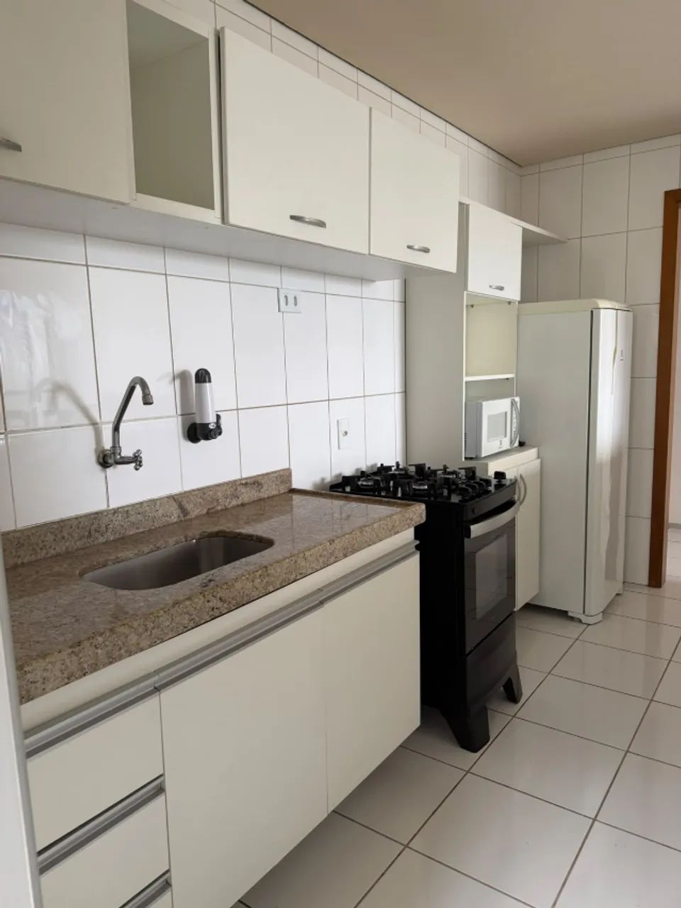 Apartamento todo mobiliado no Renascença - 2 quartos - Foto 3