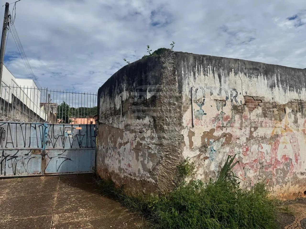 Terreno à venda bairro Vila Nova. Com 578m² | Plano, edícula - Foto 2