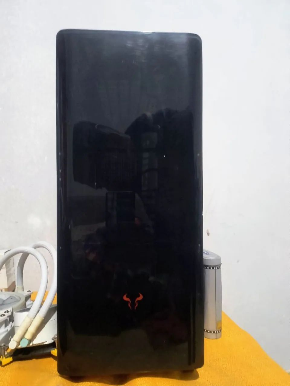 Gabinete Mid Tower 